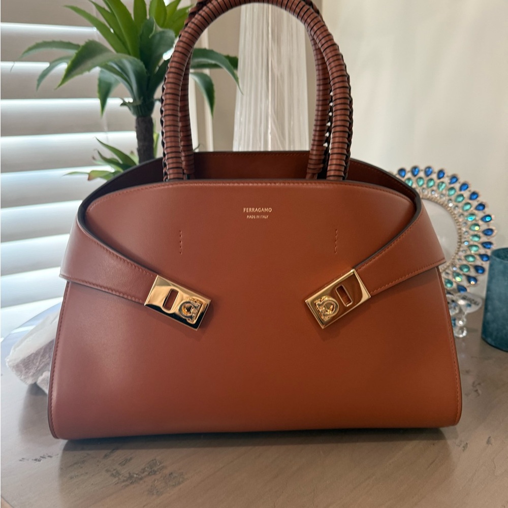 ❌SOLD❌ Salvatore Ferragamo Brown Leather Women's Bag